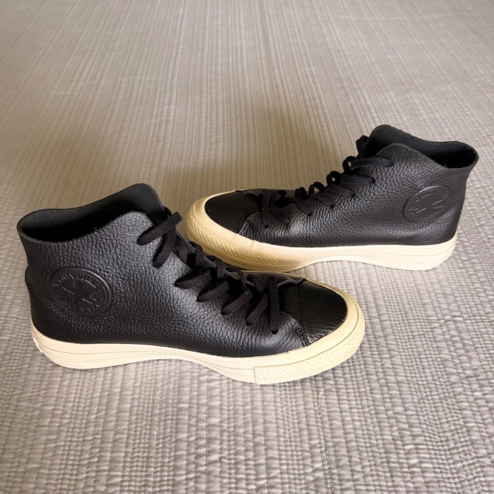 Converse Unisex Chuck Taylor All Star Prime Black Leather High Top Women 6/Men 4